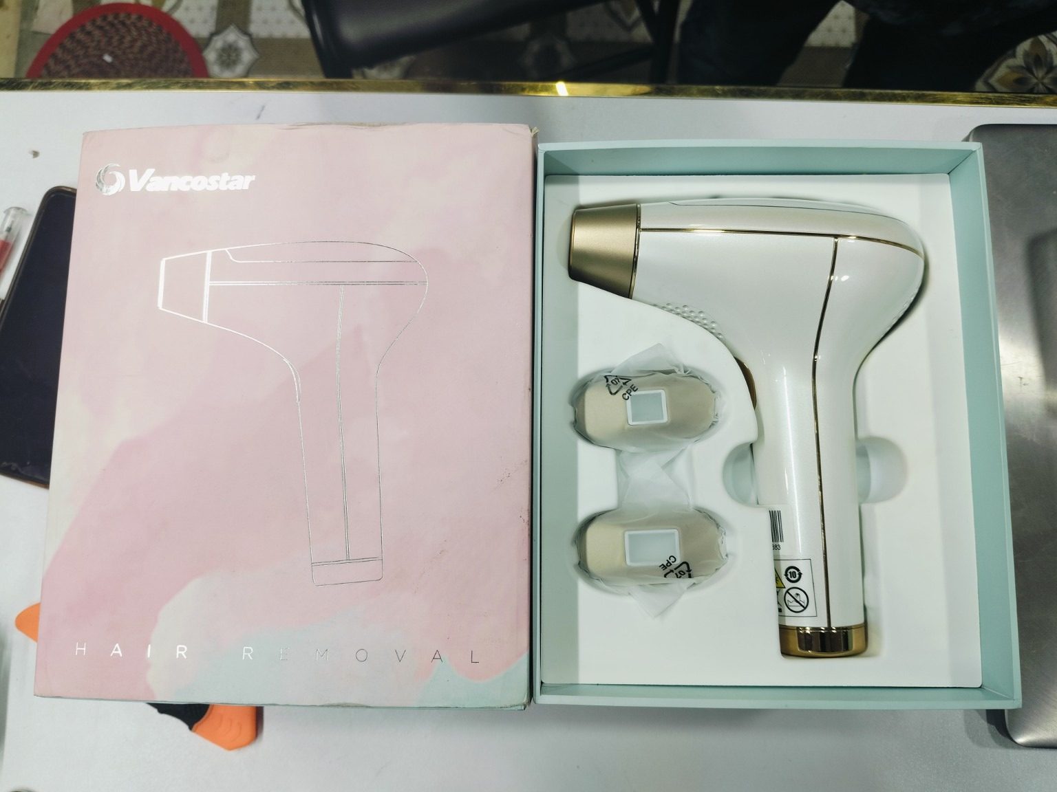 Vancostar AP70 IPL Hair Removal Device Complete Kit - Image 4